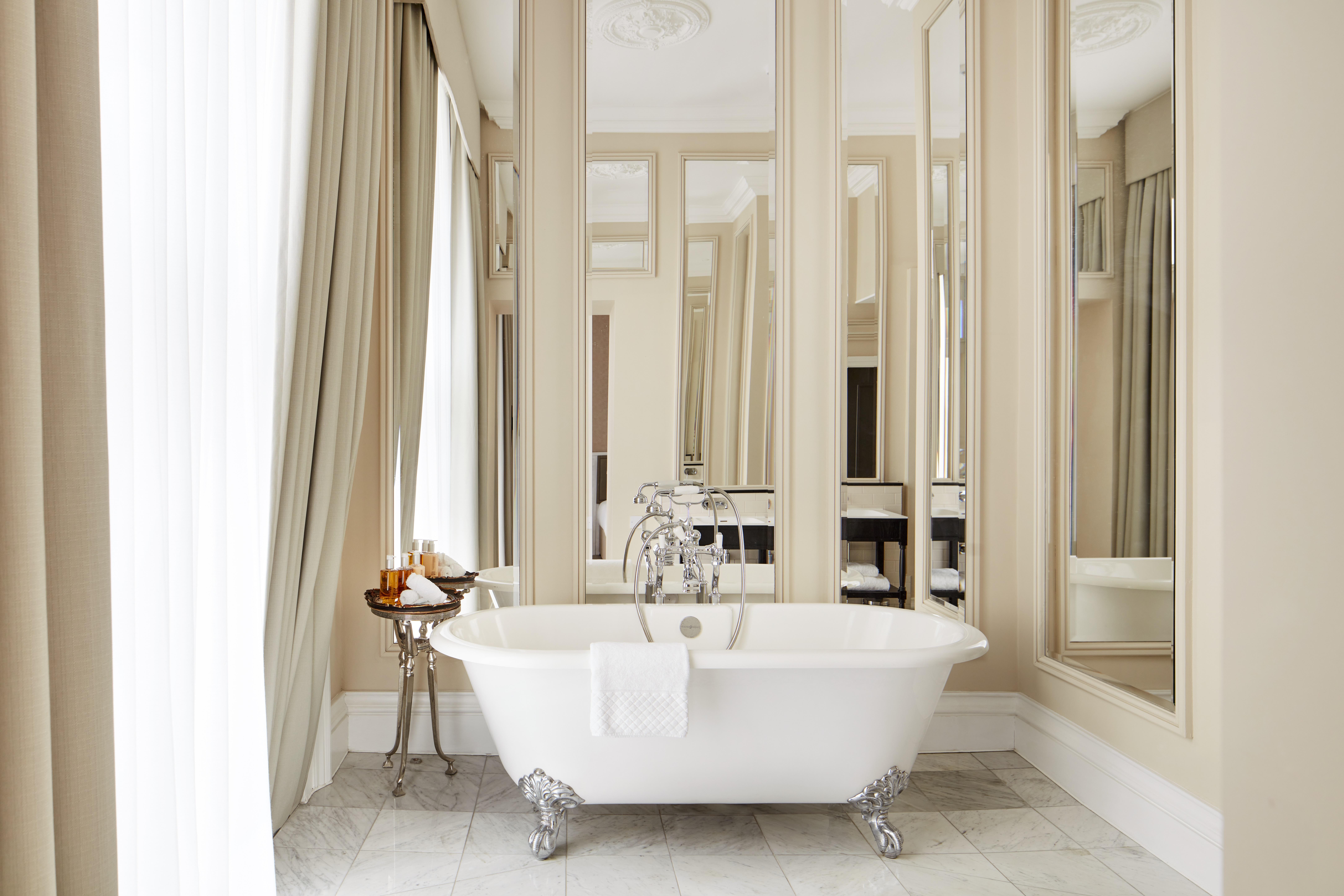 Signature Suite,1616417690:JPEG
